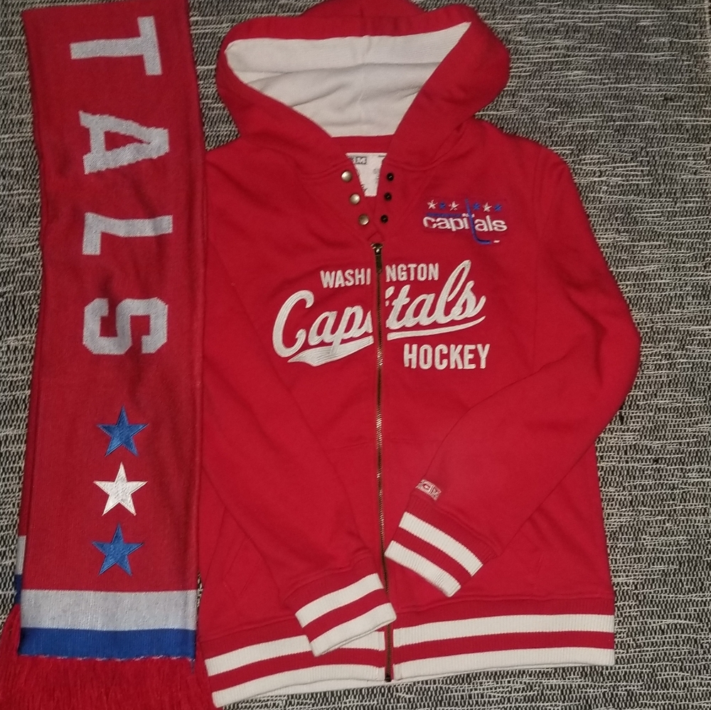 Mitchell & Ness hoodie .